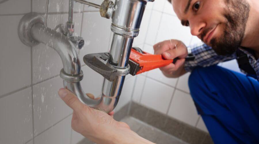 Professional same day plumber services in La Marque, TX